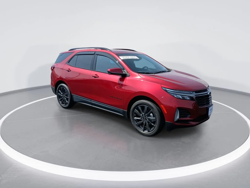 Used 2022 Red Chevrolet RS image 2
