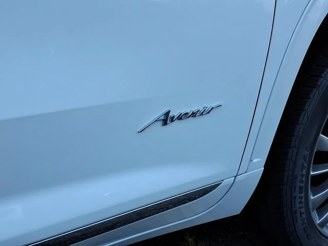 2026 Buick Enclave Avenir - Photo 6