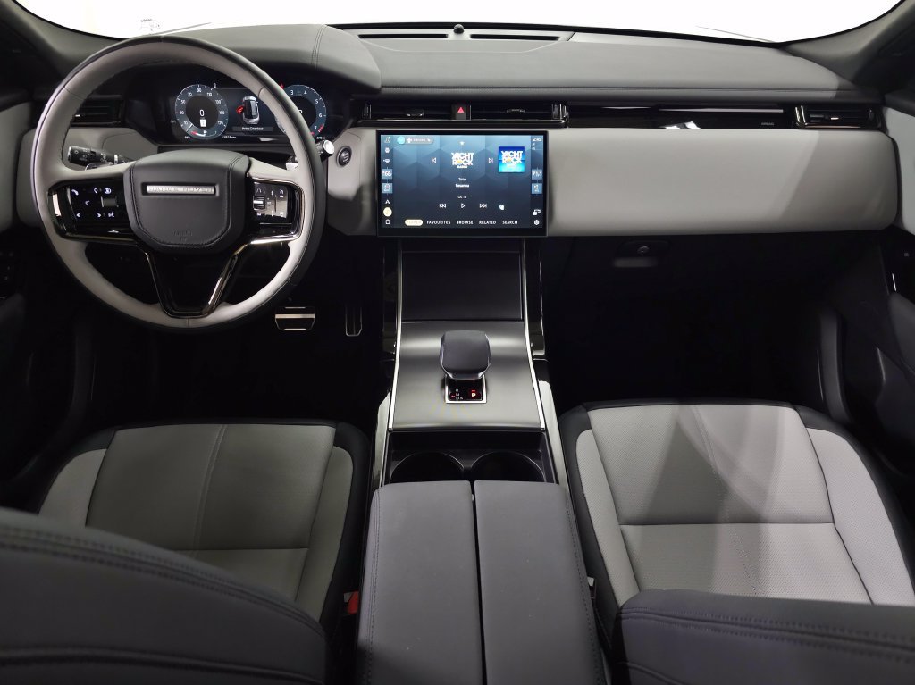 Certified Used 2026 Gray Land Rover Dynamic SE image 15