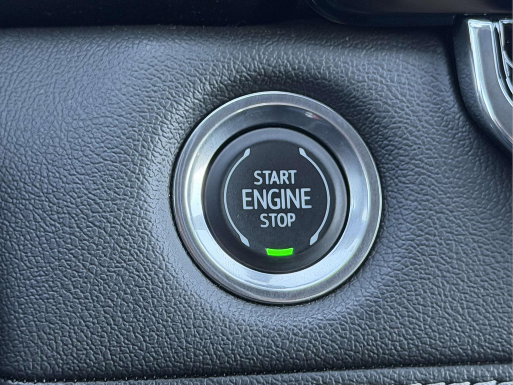 Used 2023 Black Chevrolet LT image 7