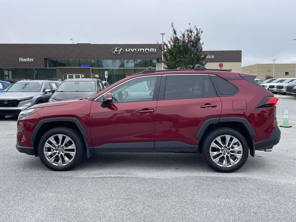 2025 Toyota RAV4 XLE Premium - Photo 25