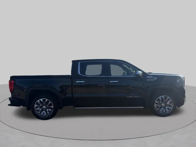 Used 2024 Black GMC Denali image 6