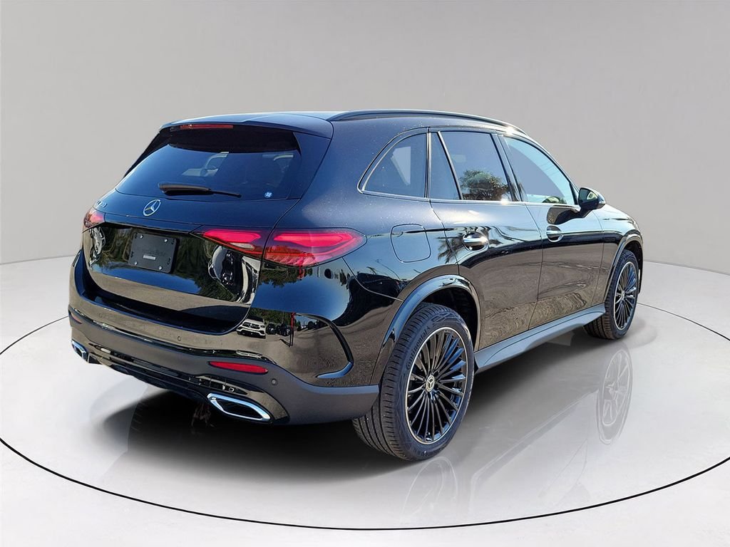 New 2026 Black Mercedes-Benz GLC 300 image 6
