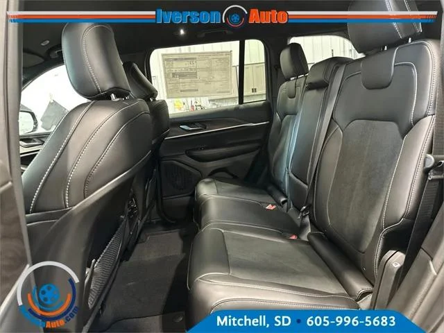 2026 Jeep Grand Cherokee Laredo - Photo 26