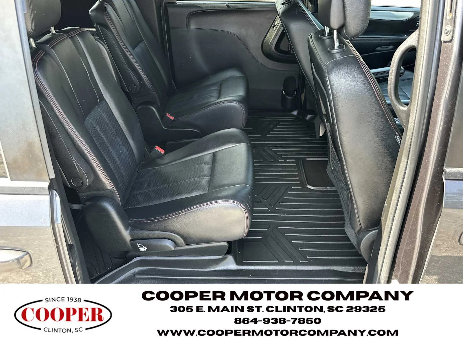 Used 2018 Granite Pearlcoat Dodge GT image 15