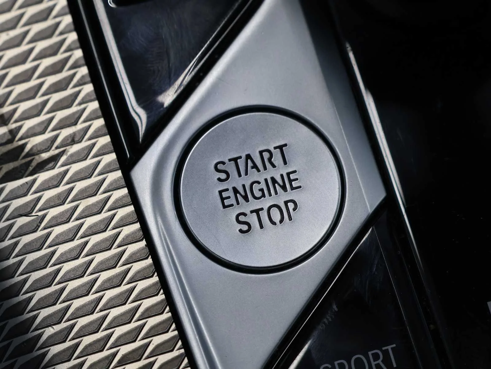 Used 2022 Black Sapphire Metallic BMW sDrive40i image 17