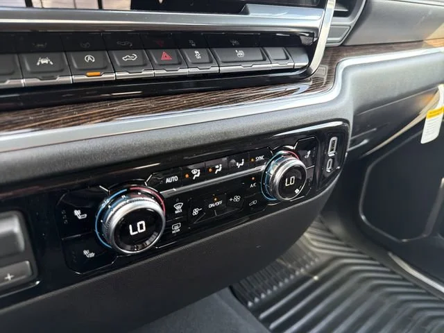 New 2026 Summit White GMC SLE image 26