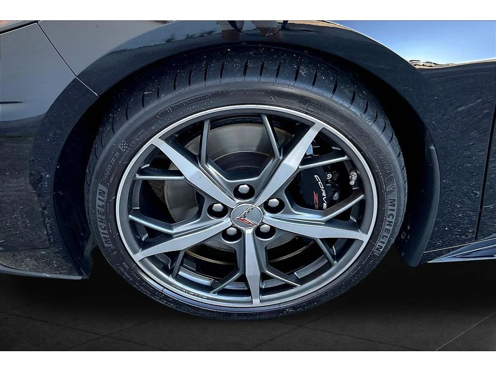 Used 2023 Black Chevrolet 3LT image 7