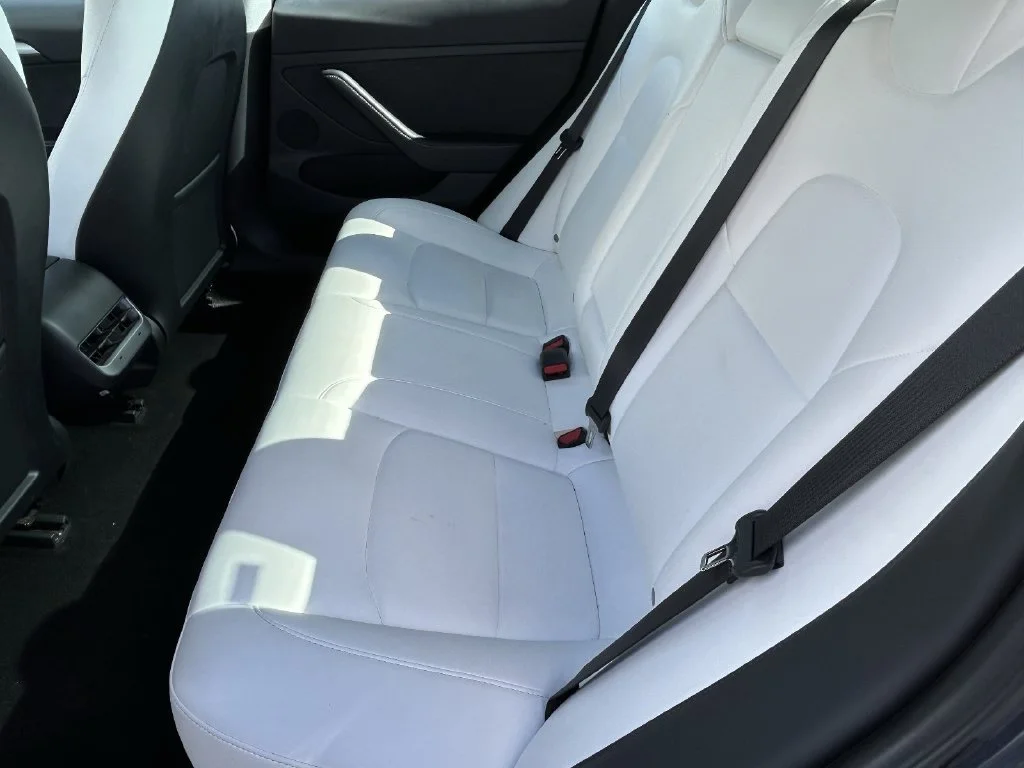 Used 2023  Tesla Base image 12