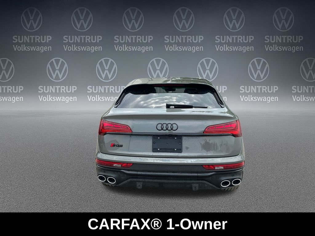 Used 2024 Gray Audi Premium Plus image 4