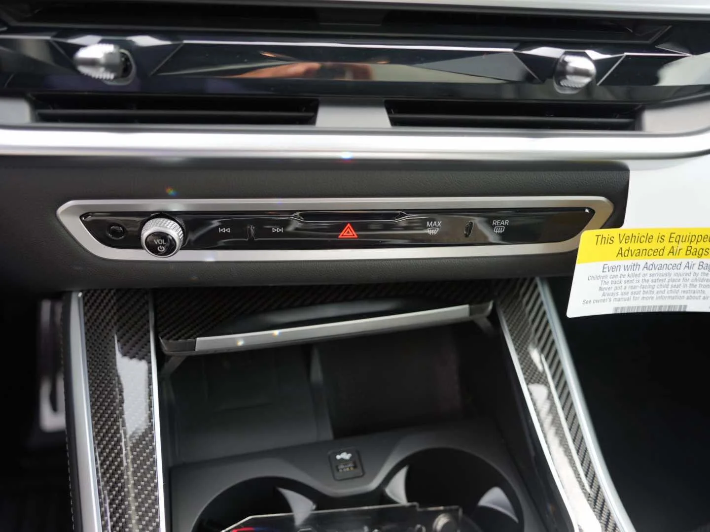 New 2026 Frozen Pure Grey Metallic BMW M60i image 23