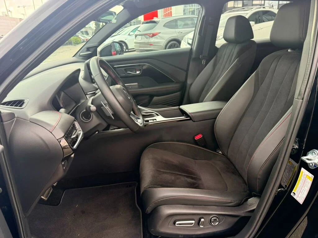 Used 2025 Crystal Black Pearl Acura Platinum Elite A-Spec Certified Pre-Owned   One Ow image 10