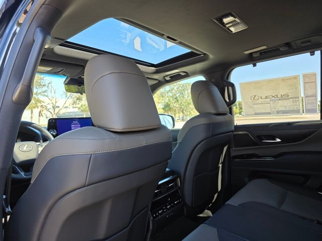 2026 Lexus LX 700h Overtrail - Photo 18