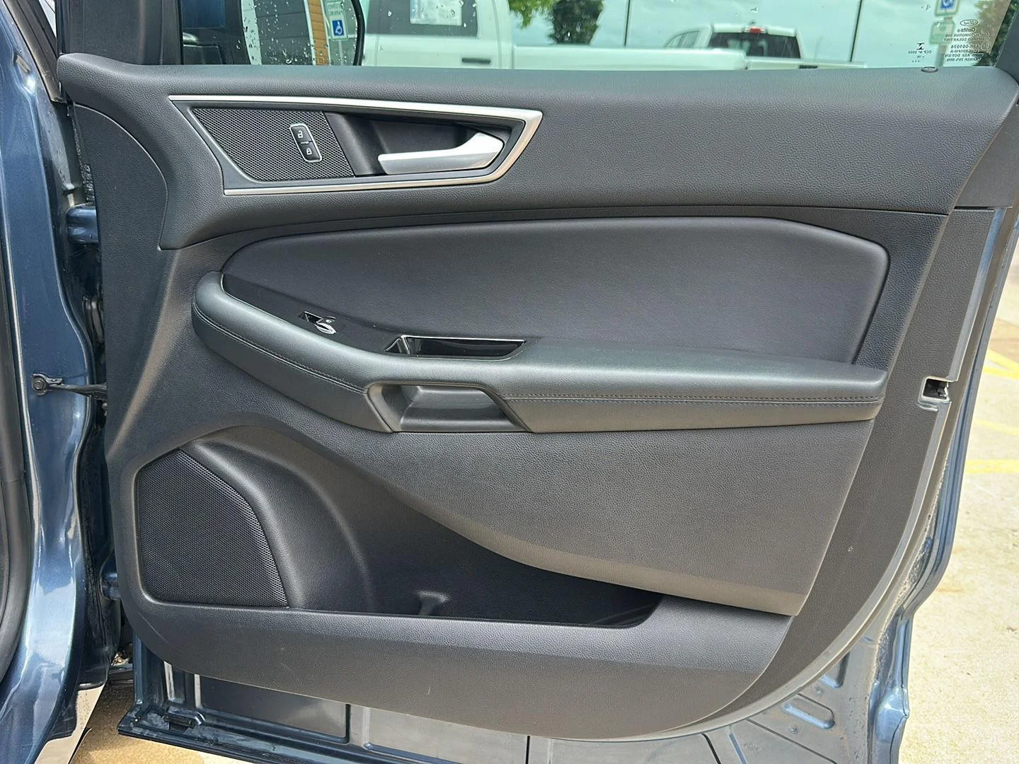 Used 2019 Blue Metallic Ford SEL image 32