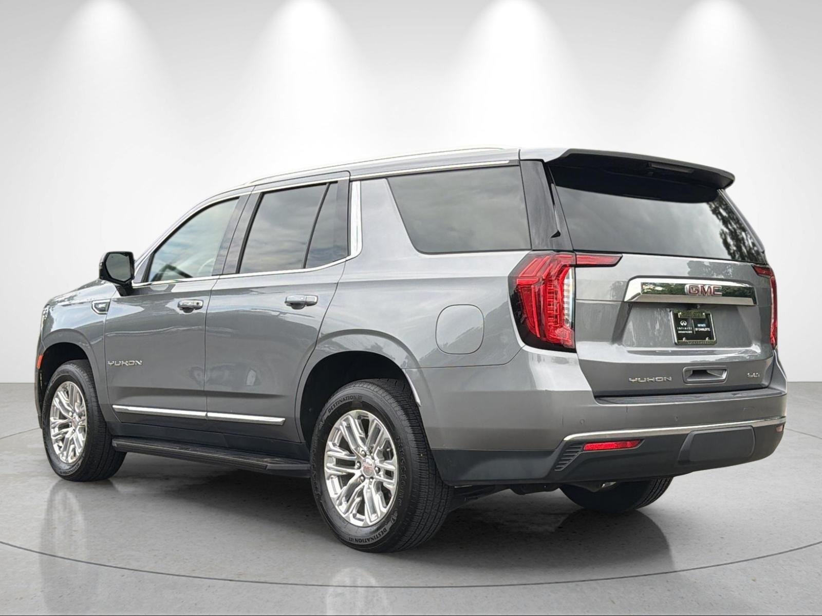 Used 2021 Satin Steel Metallic GMC SLT image 3