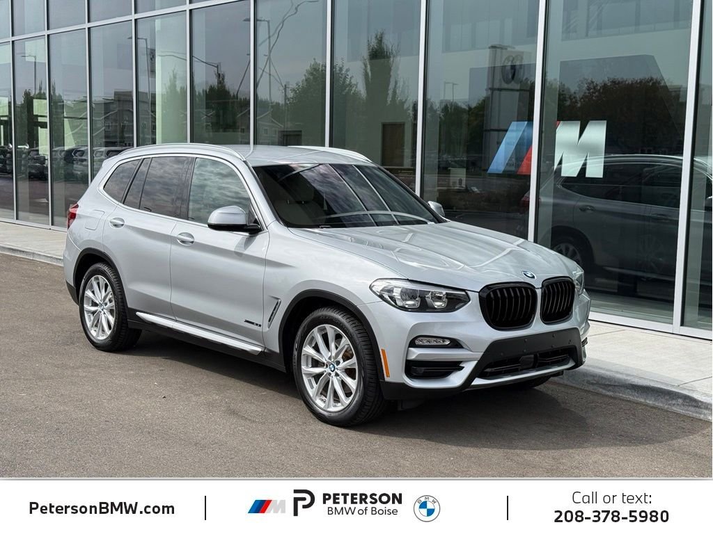 Used 2019 Silver BMW xDrive30i image 7