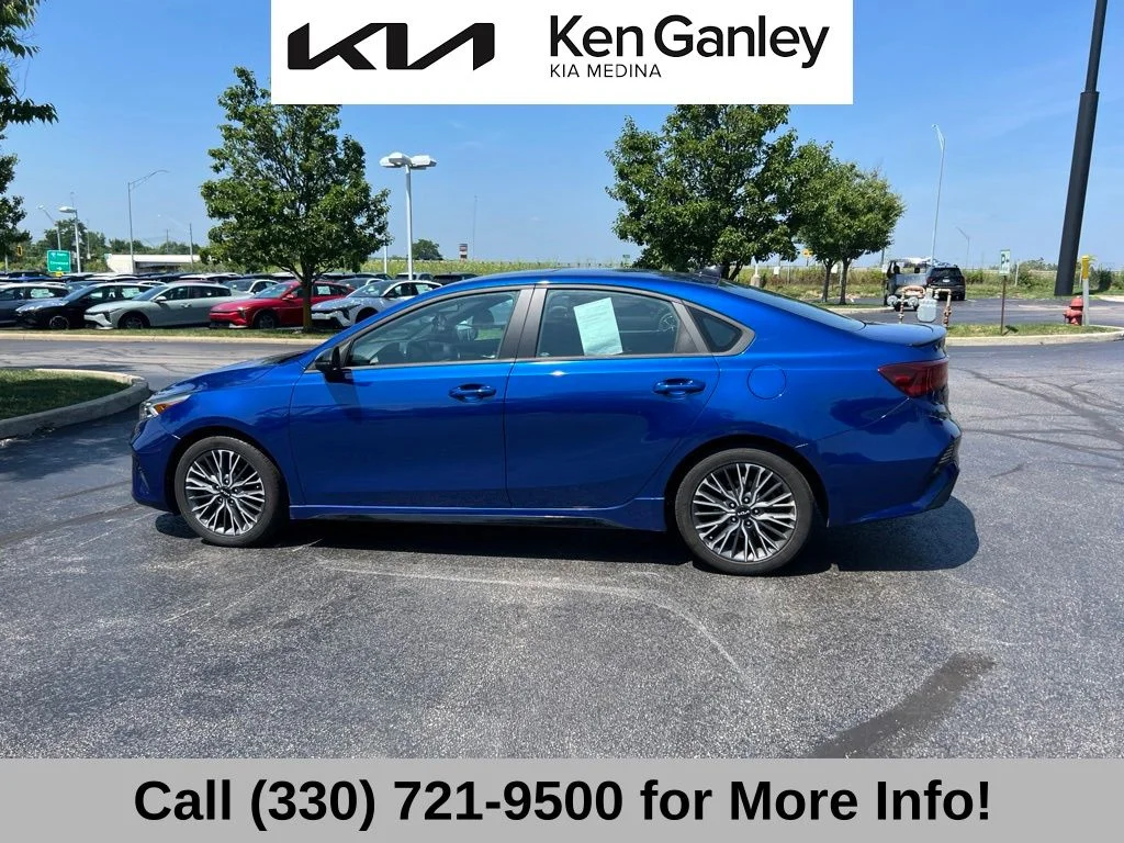 Certified Used 2024 Blue Kia GT-Line image 9