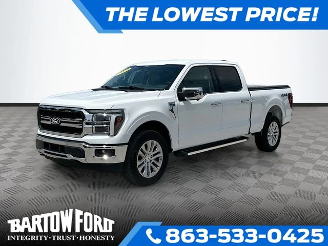 Used 2025 White Ford Lariat image 1