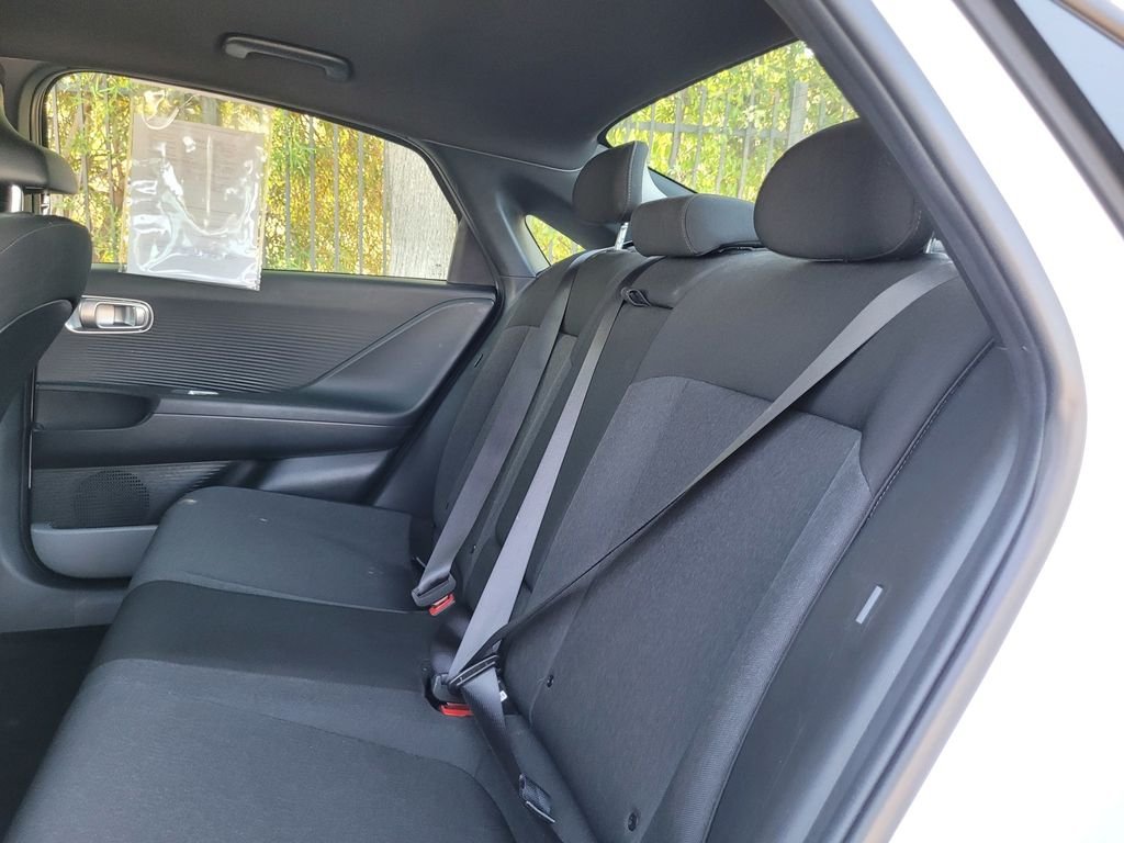 Used 2024 White Hyundai SE image 14