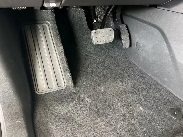 2026 GMC Acadia AT4 - Photo 14