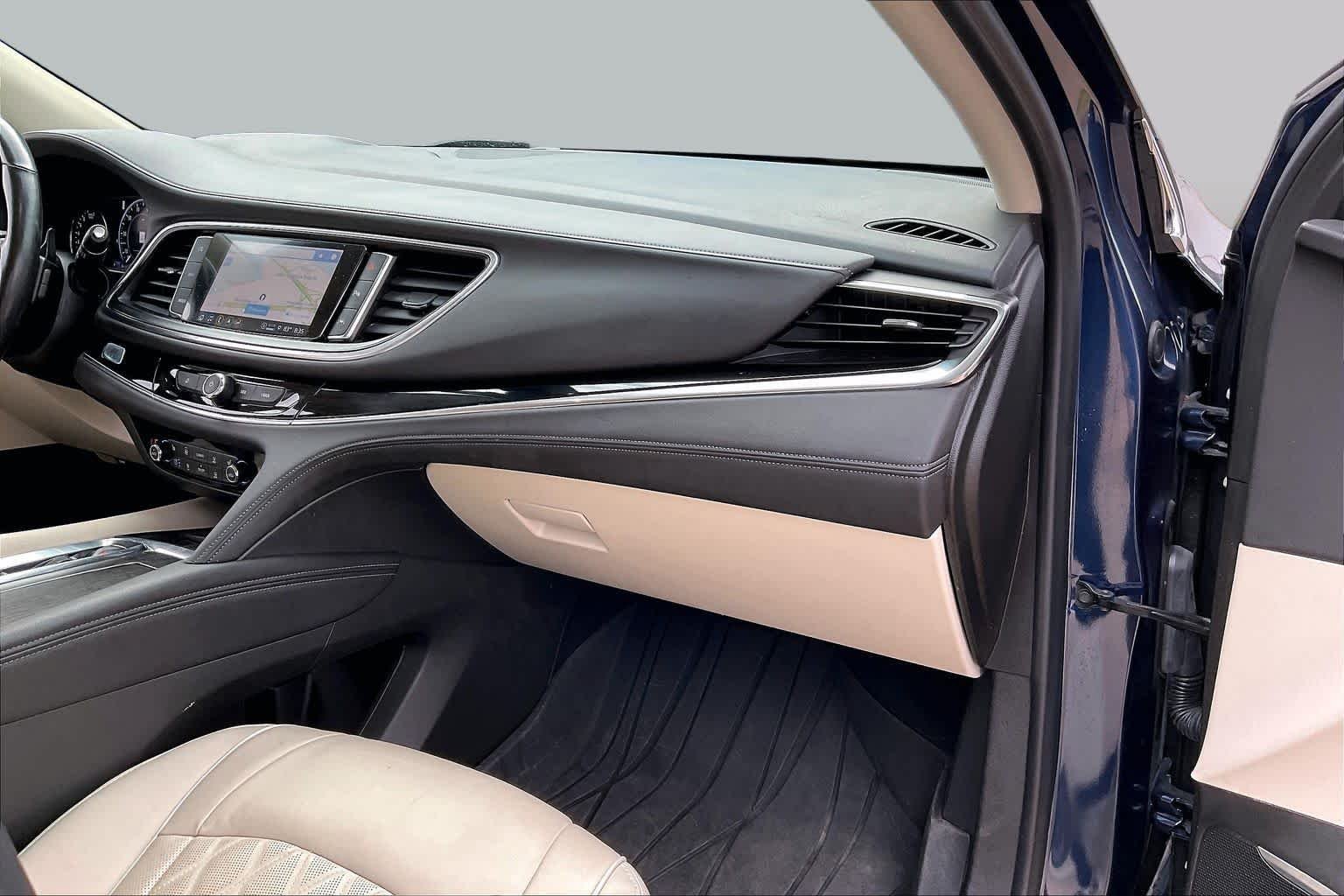 Used 2023 Emperor Blue Metallic Buick Avenir image 17