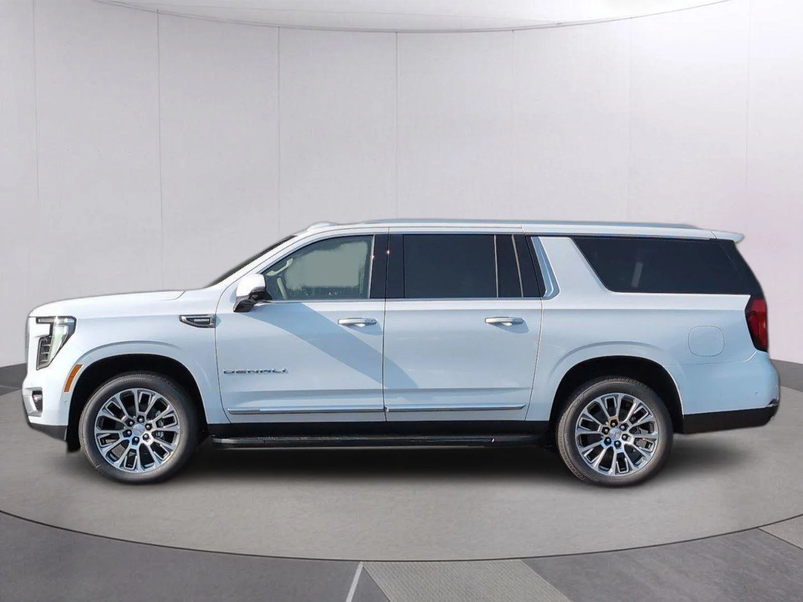 New 2026 Glacier White Tricoat GMC Denali image 2