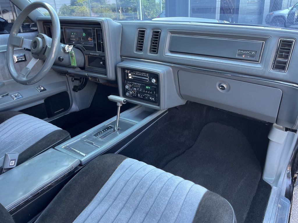Used 1986 Black Buick Grand National image 34