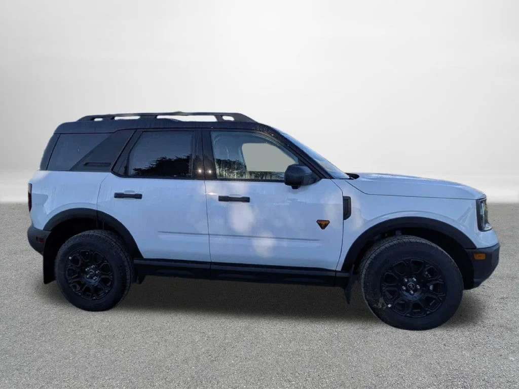 New 2026 Oxford White Ford Badlands® image 2