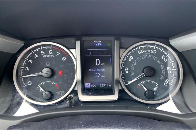 Certified Used 2022 CELESTIAL SILVER Toyota  image 25