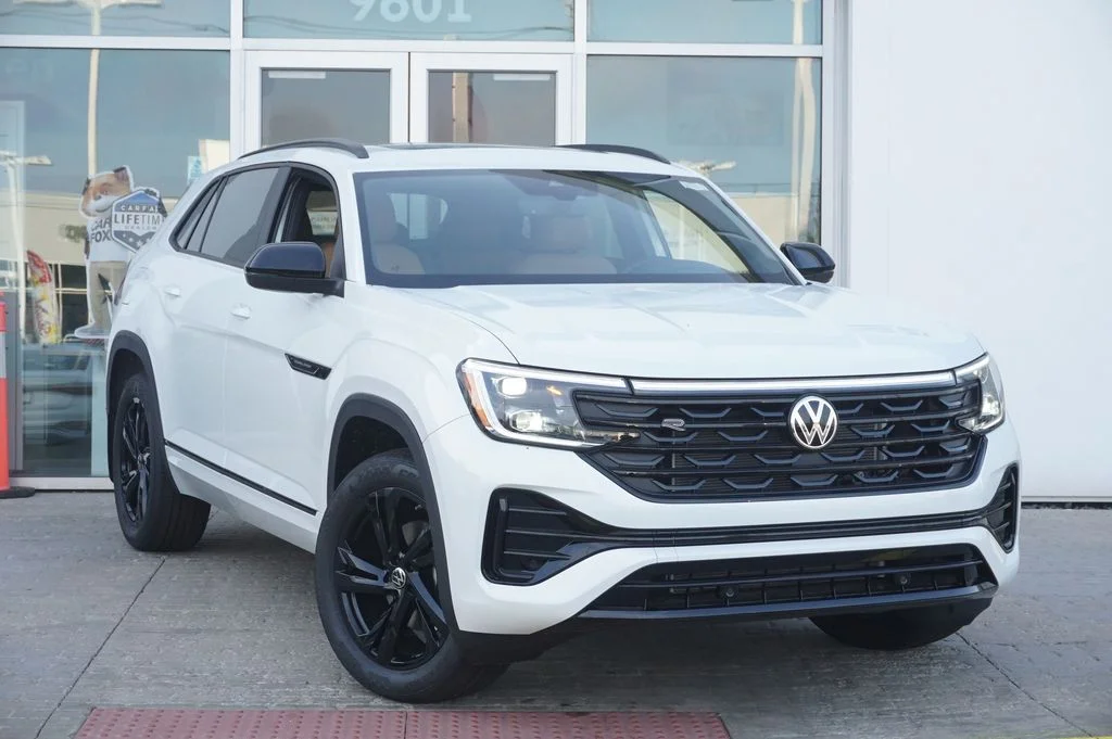 New 2026 White/off-white Volkswagen 2.0T SEL R-Line Black image 2