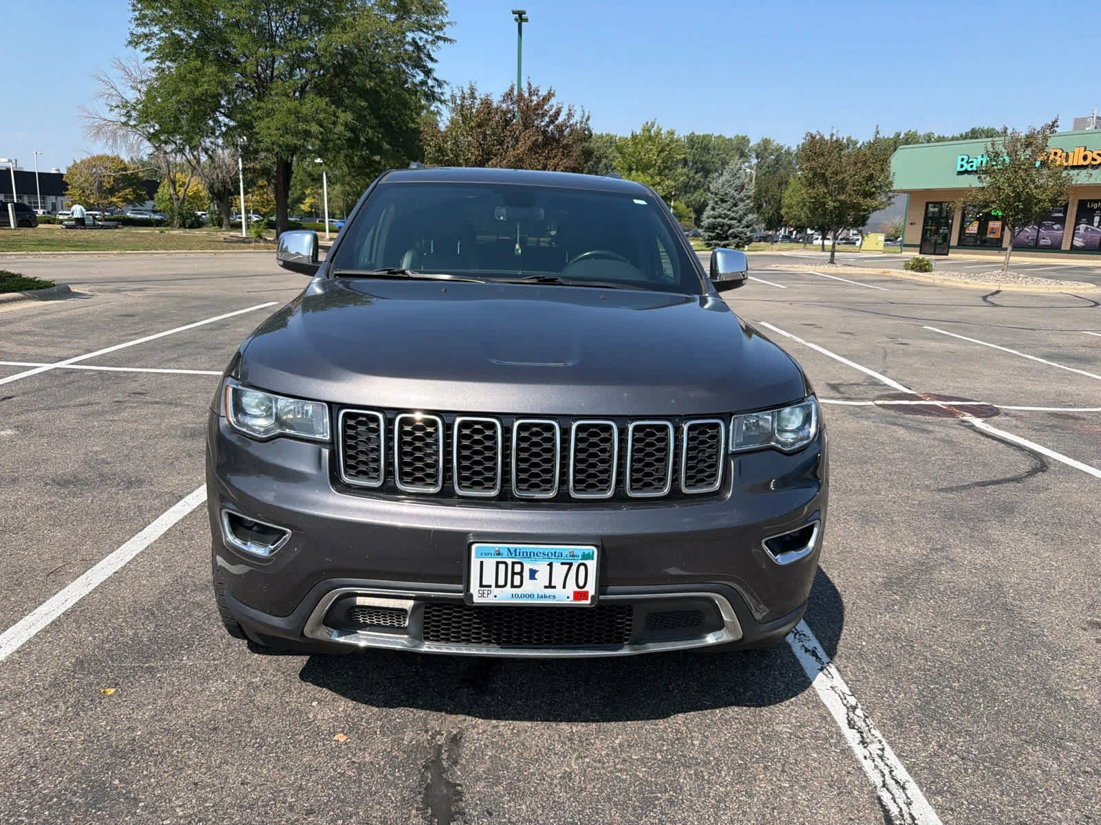 Used 2021 Granite Crystal Metallic Clearcoat Jeep Limited image 3
