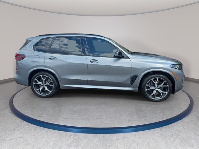 Used 2024 Gray BMW M60i image 5