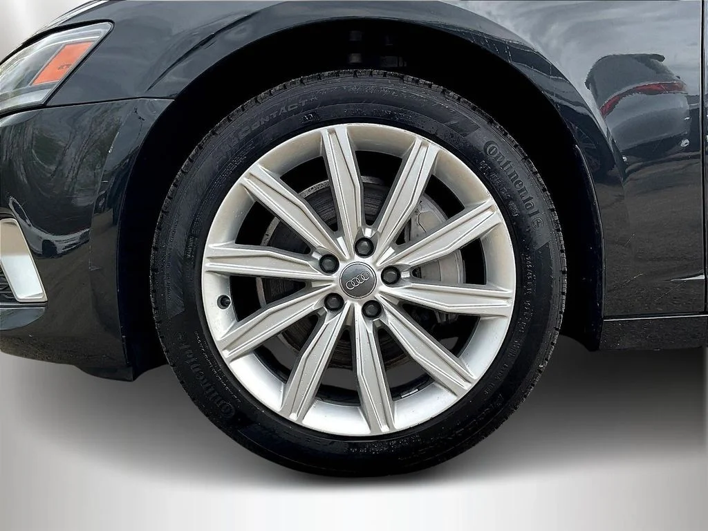 Used 2020 Brilliant Black Audi  image 34