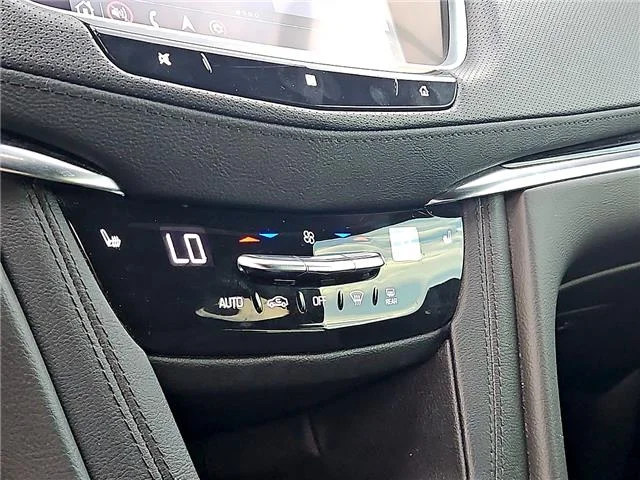 Used 2020 Grey Cadillac Premium Luxury Front-wheel Drive image 18