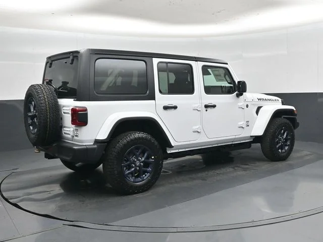New 2026 Bright White Clear-Coat Exterior Paint Jeep 85th Anniversary Edition image 4