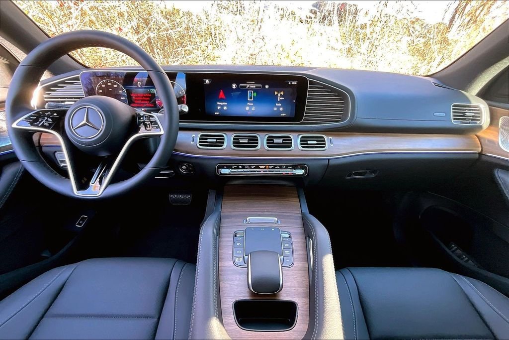 New 2026 Obsidian Black Metallic Mercedes-Benz GLE 350 image 5