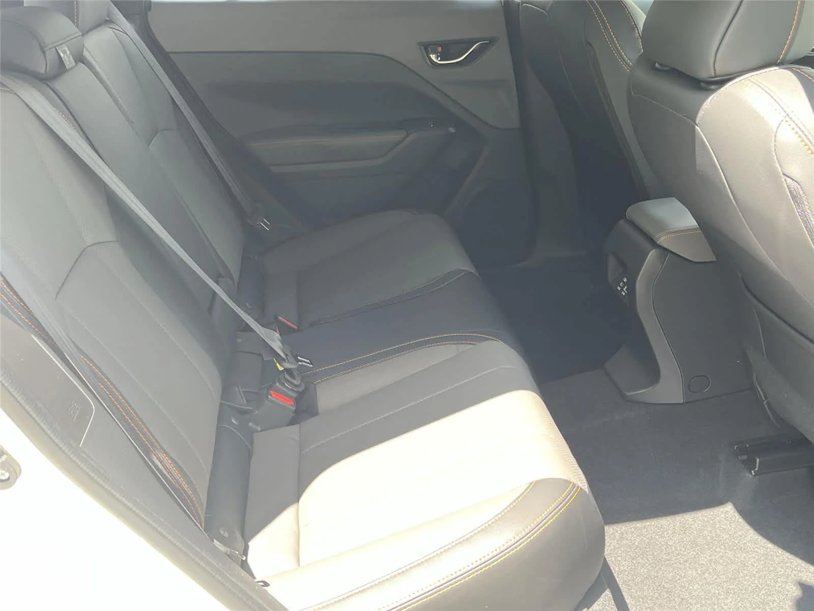 New 2026 CRYSTAL WHITE PEARL Subaru Limited Hybrid image 17
