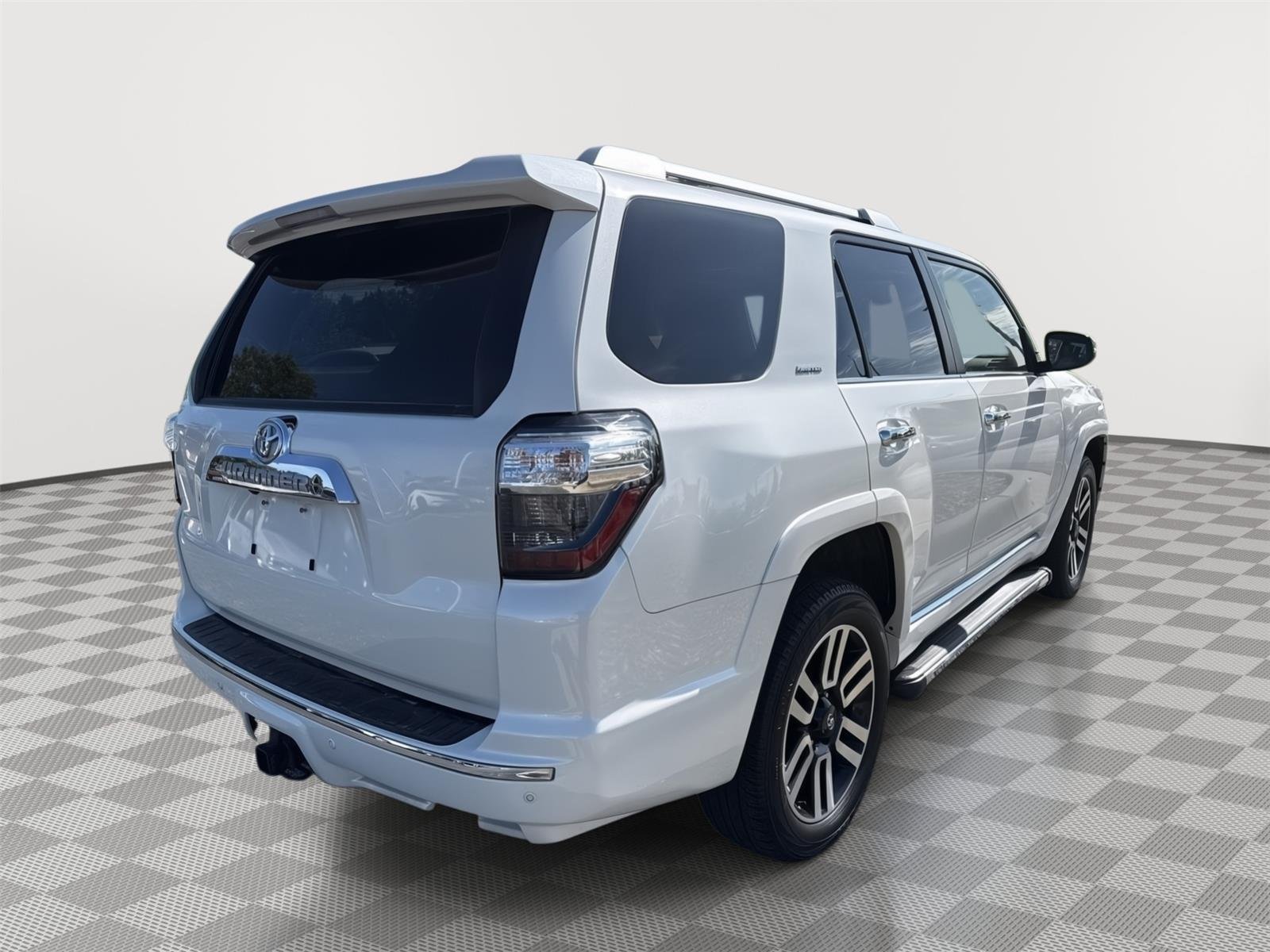 Used 2023 Blizzard Pearl Toyota Limited image 11
