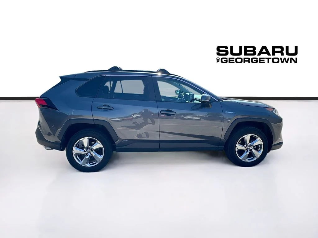 Used 2021 Gray Toyota XLE Premium image 8
