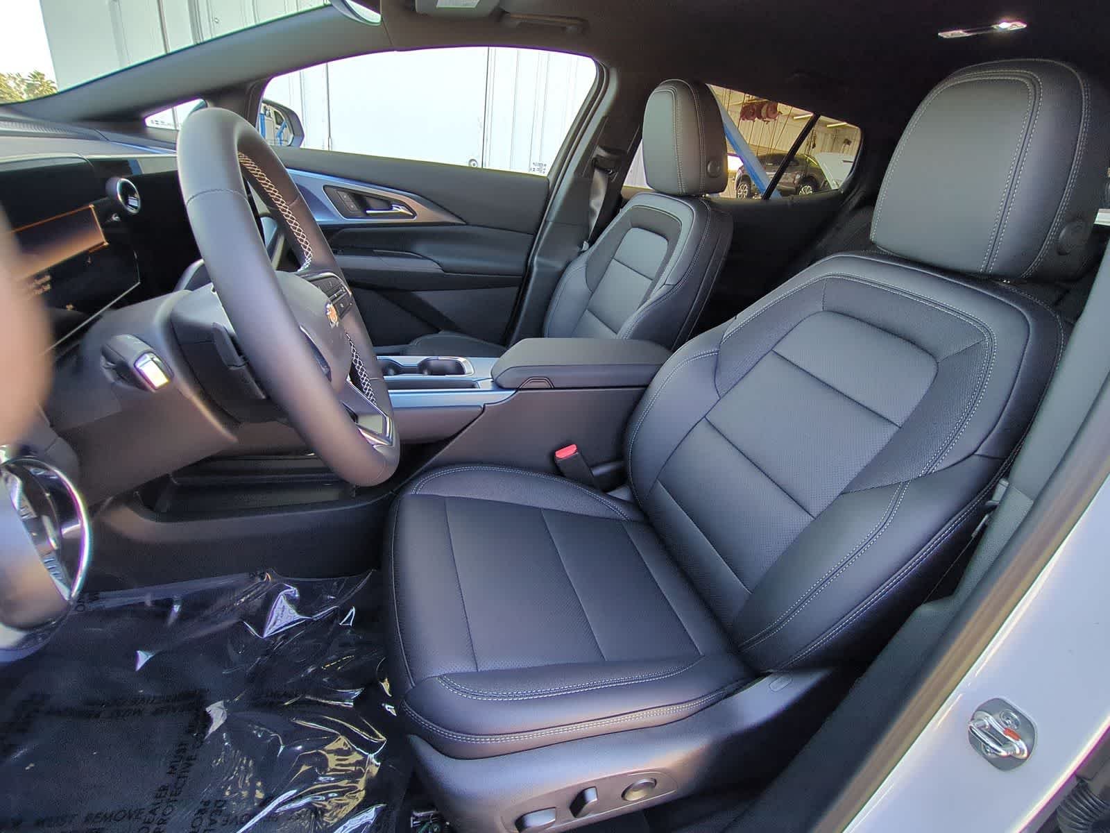 2026 Chevrolet Equinox EV 2LT - Photo 23