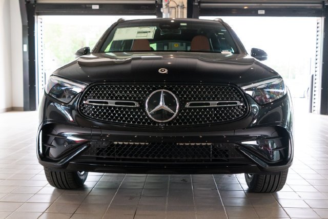 New 2027 Obsidian Black Metallic Mercedes-Benz GLC 300 image 37