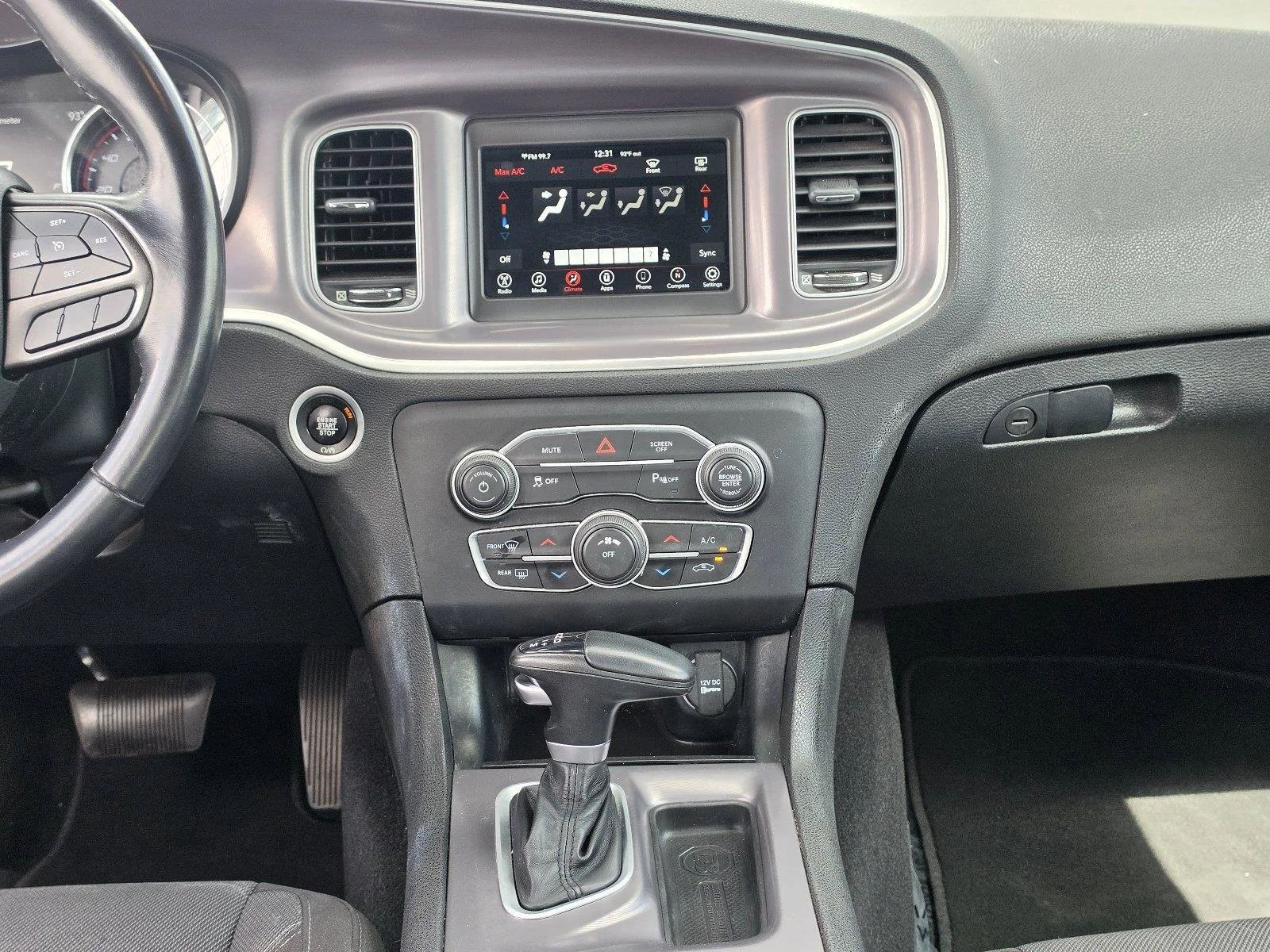 Used 2022 Torred Clearcoat Dodge SXT image 11