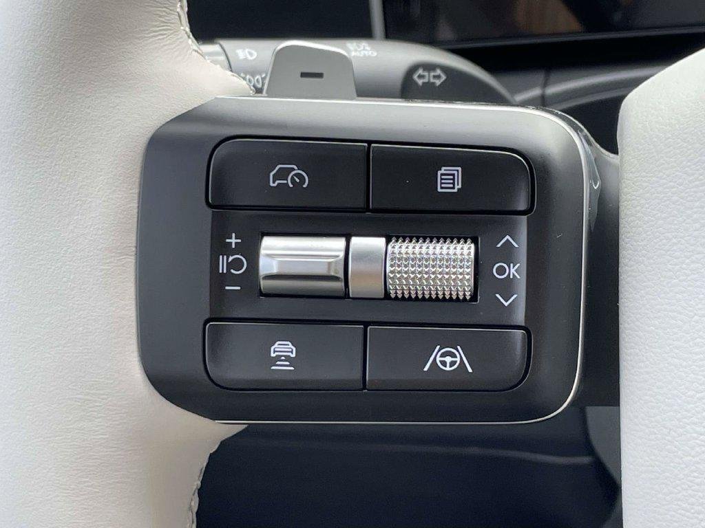 New 2026 Gray Hyundai SE FWD image 20