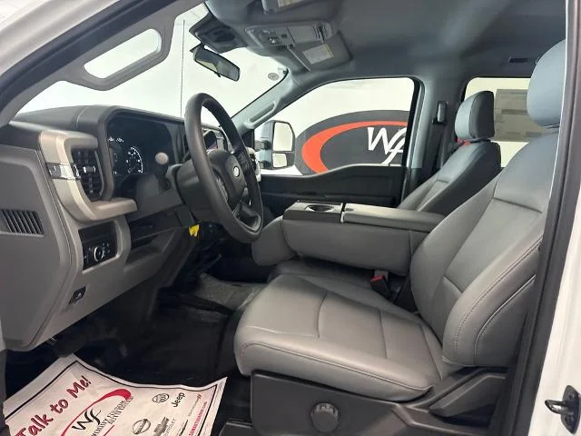 New 2027 Oxford White Ford F-350® XL image 27