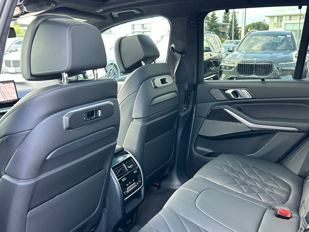 New 2026 Brooklyn Grey Metallic BMW xDrive50e image 31