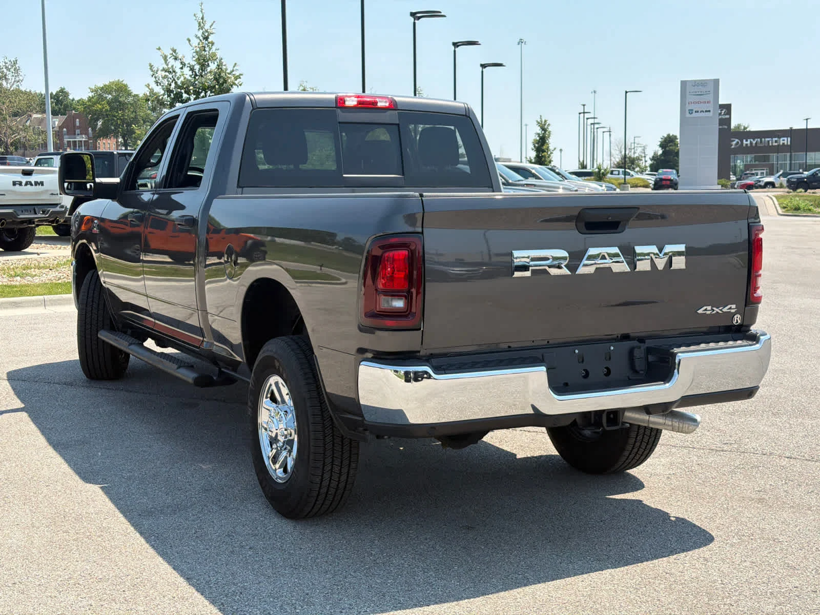 New 2026 Granite Crystal Metallic Clearcoat Ram Tradesman image 6