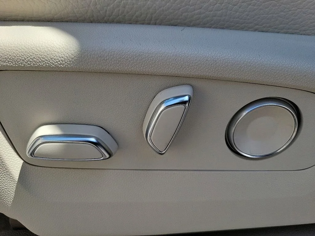 New 2026 Glacier White Tricoat GMC Denali image 15