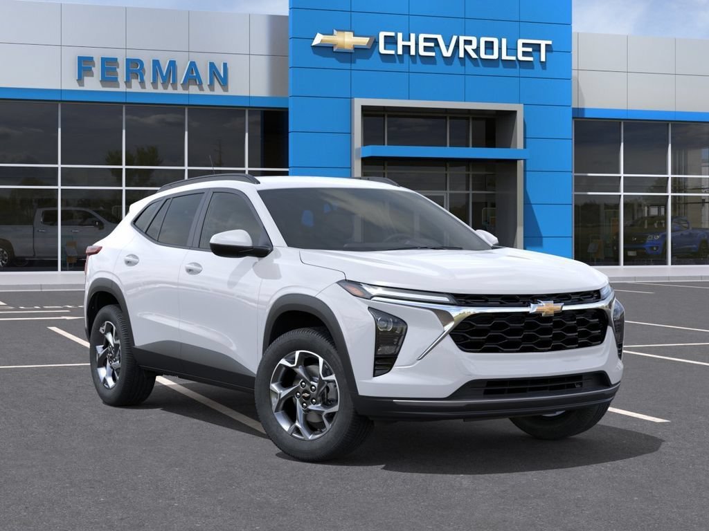 2026 Chevrolet Trax LT - Photo 8