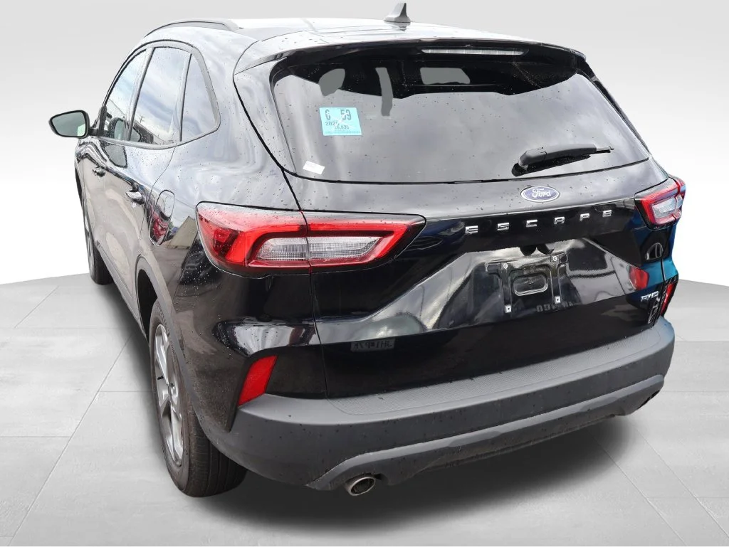 Used 2025 Black Metallic Ford ST-Line image 20