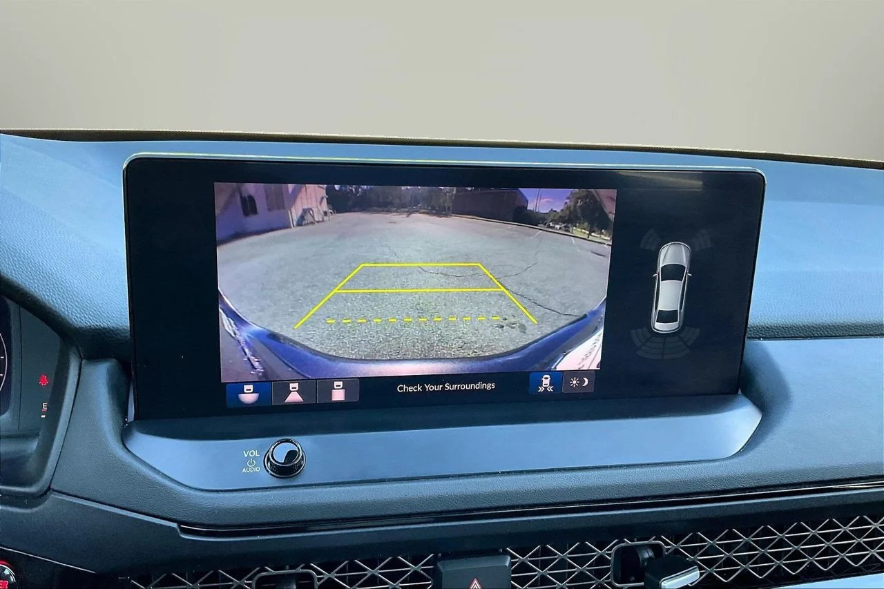 Certified Used 2023  Honda Touring image 14